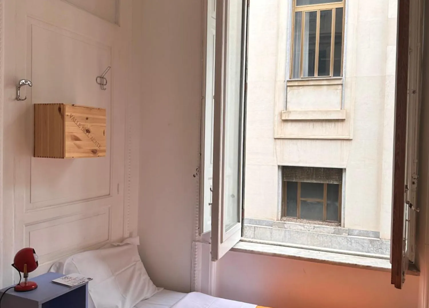 Via Zara Hostel Palermo Italy